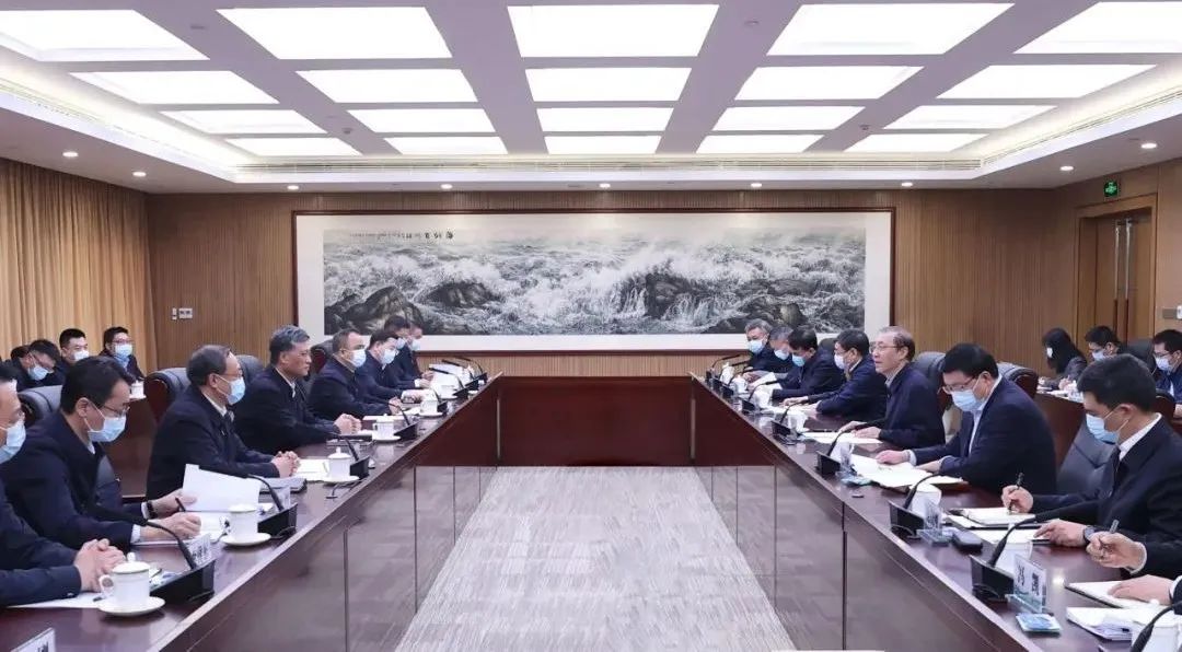 辛保安、張智剛與新疆維吾爾自治區、新疆生產建設兵團領導會談