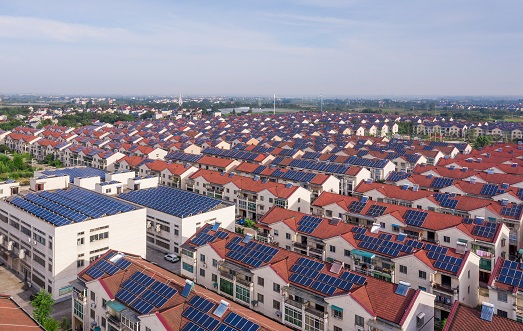 【兩會】南存輝委員：建議戶用光伏電力納入綠電、綠證、碳排放權交易市場