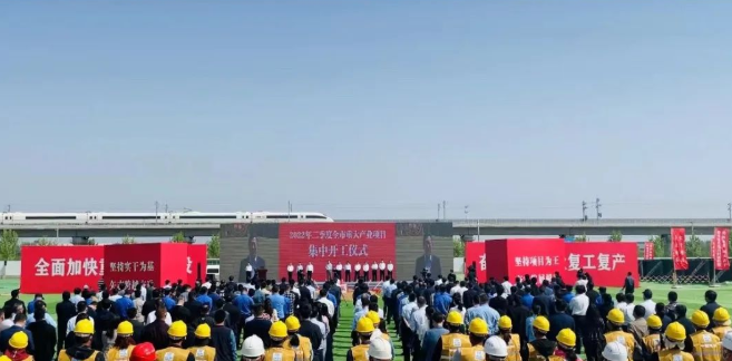 東方日升、晶科、阿特斯同時擴產！