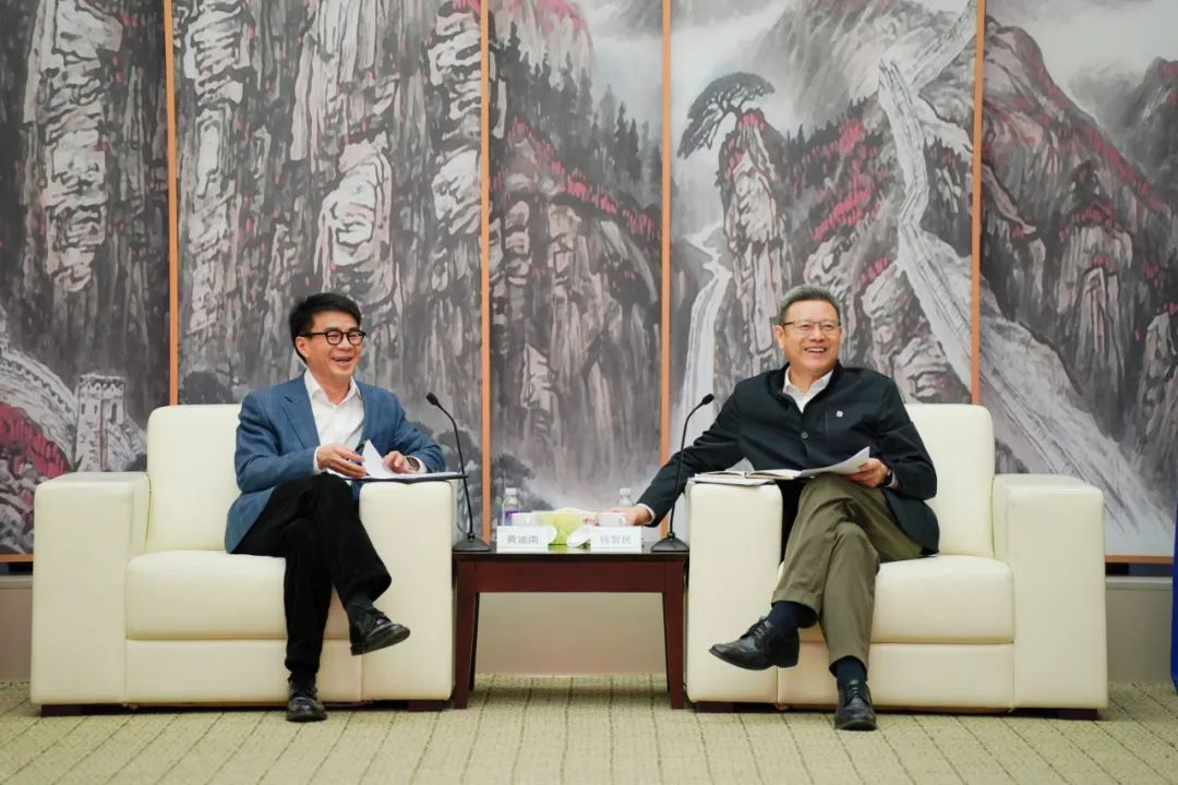 國家電投黨組書記、董事長錢智民會見申能集團黨委書記、董事長黃迪南