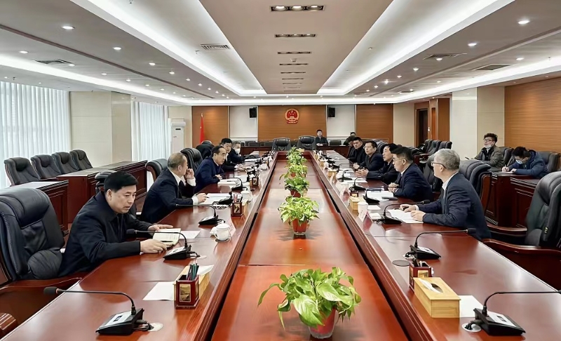 中國能建黨委副書記、總經理孫洪水與丹東市市長郝建軍會談