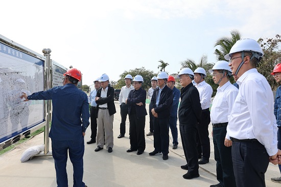 華能集團外部董事到海南分公司及昌江、石島灣核電基地調研
