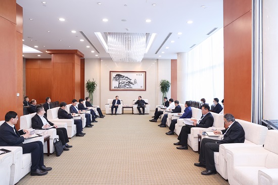 華能集團有限公司總經理、黨組副書記鄧建玲會見淄博市委書記馬曉磊