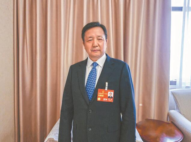 新型電力系統建設為電力裝備制造業帶來新機遇——訪全國人大代表，全國工商聯副主席，特變電工股份有限公司黨委書記、董事長張新