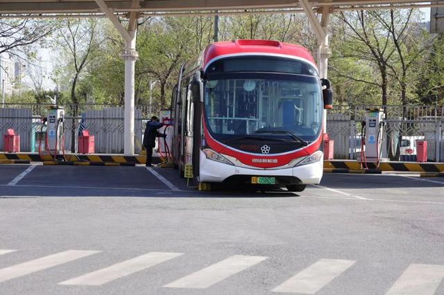 北京清潔能源、新能源公交車占比已超九成