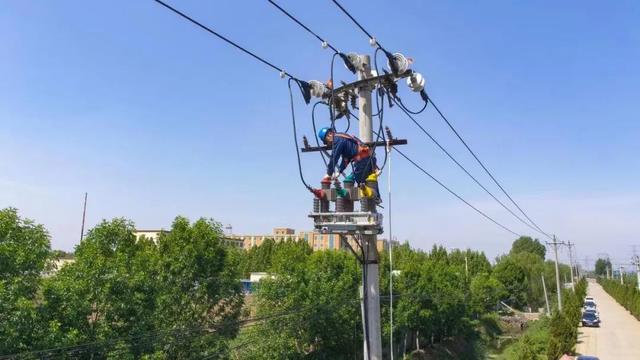 國網安陽供電公司一次綜合檢修力?！?年0跳”