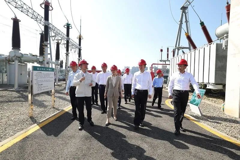 國家電網董事長、黨組書記辛保安會見四川省委書記王曉暉、省長黃強并檢查大運會供電保障工作