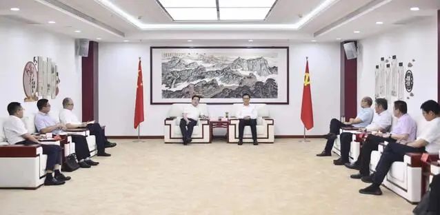 漯河市委書記秦保強、市長黃鈁會見中國電建華中區總部黨委書記、總經理蹇尚友一行