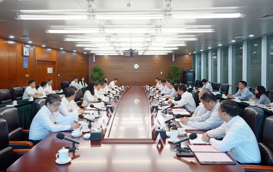 中國能建黨委書記、董事長宋海良與中國海油黨組書記、董事長汪東進會談