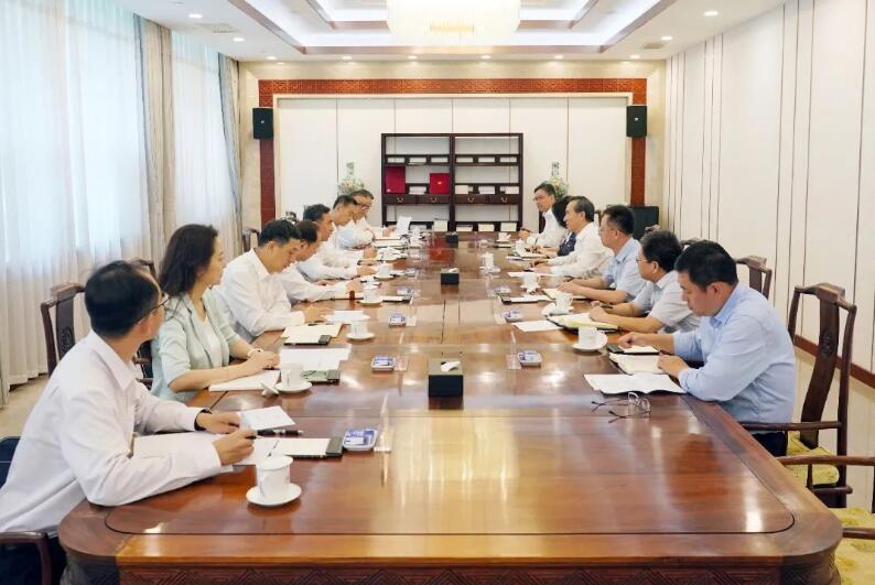 中國能建黨委書記、董事長宋海良與中國貿促會會長任鴻斌會談