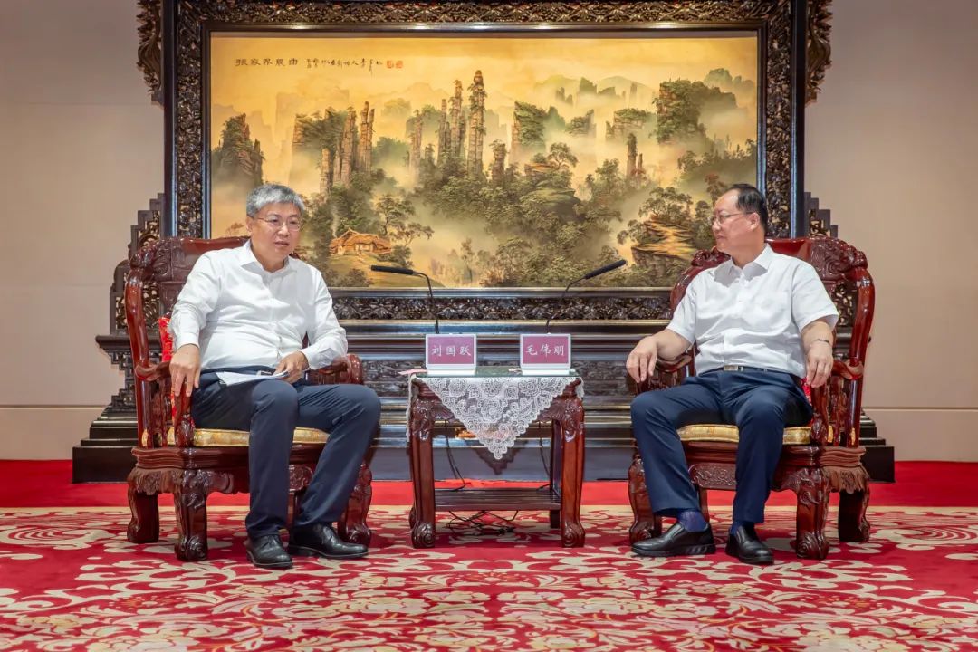 國家能源集團黨組書記、董事長劉國躍拜會湖南省委副書記、省長毛偉明