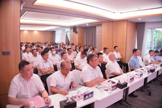 新型儲能產業投融資高峰會在廣州召開