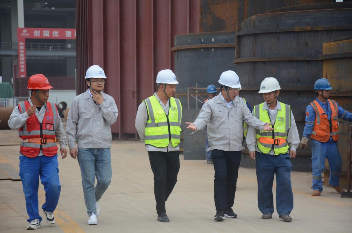 中國能建建筑集團黨委副書記、總經理羅耕能到正寧百萬項目調研指導工作