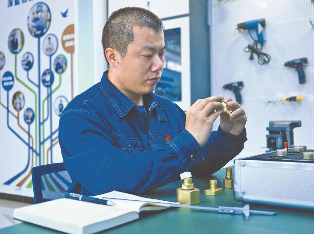 何龍：扎根北疆9年，他找到了自己的位置