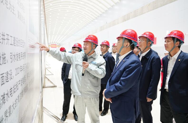 中國能建黨委書記、董事長宋海良赴白鶴灘水電站調研
