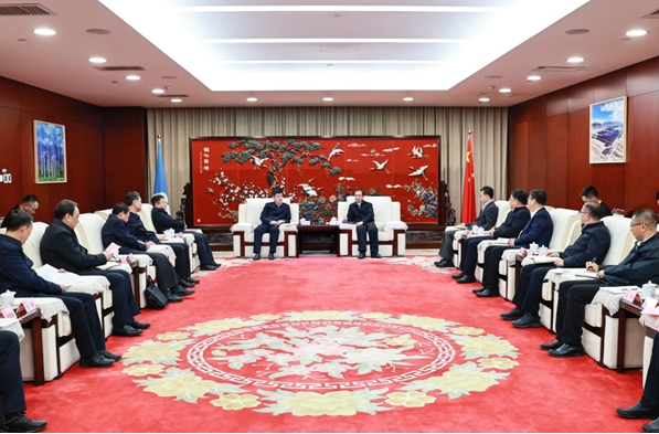 江毅會見內蒙古自治區黨委常委、常務副主席黃志強