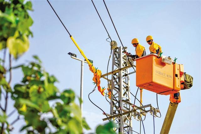 海南電網公司持續優化用電營商環境，提升供電服務水平