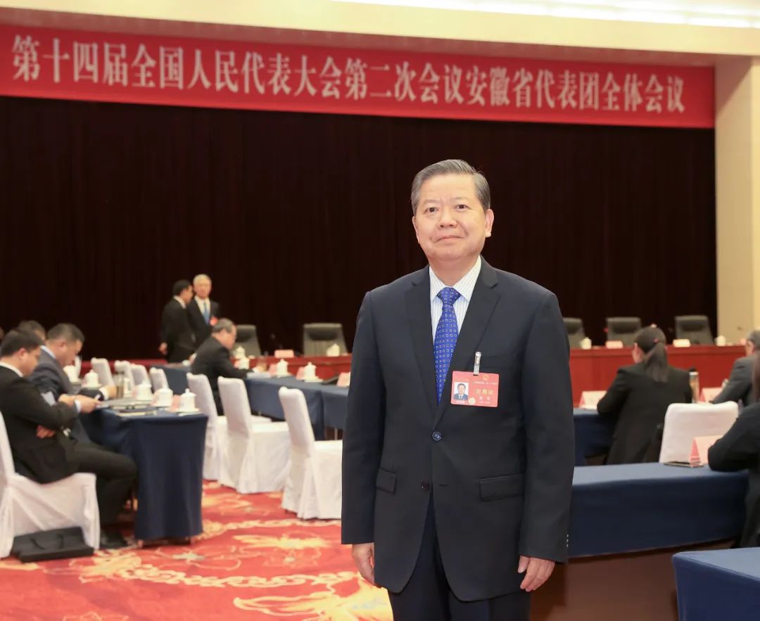 全國人大代表袁亮：加快綠色低碳技術(shù)攻關(guān)，推動(dòng)產(chǎn)業(yè)優(yōu)化升級