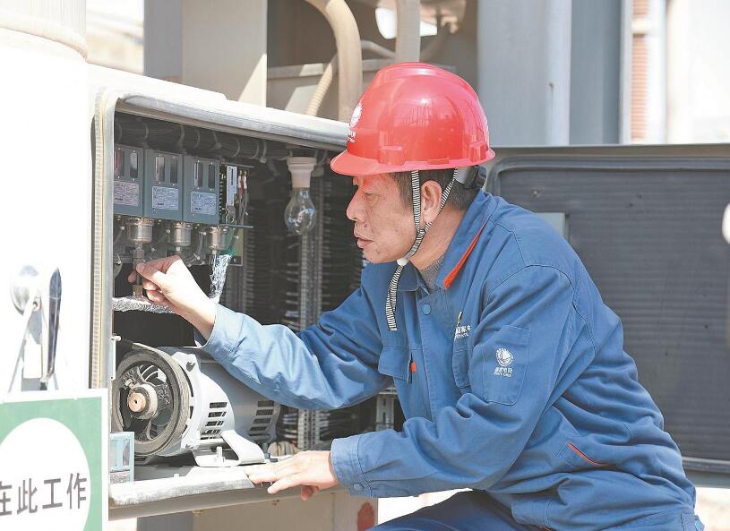 【國網楷?！垮X建華：把守護電網安全當作一生的事業