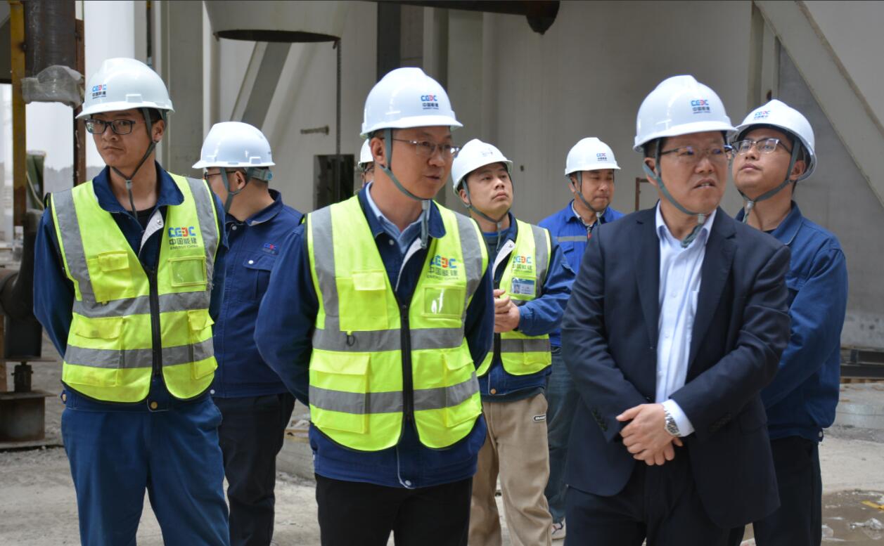 中國能建建筑集團黨委副書記、總經理羅耕能到正寧百萬項目指導調研