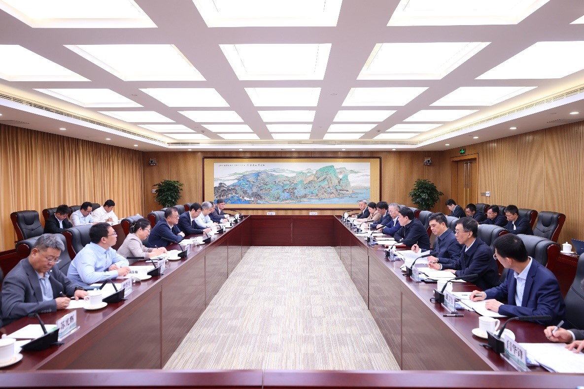 西安交通大學黨委書記盧建軍、校長張立群赴國家電網座談交流