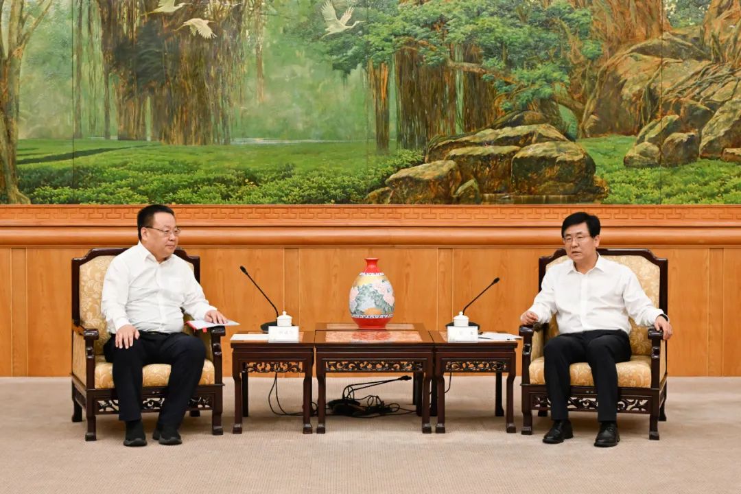 中核集團總經理、黨組副書記申彥鋒拜會福建省委副書記、省長趙龍