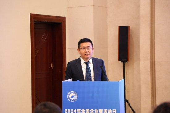 2023年中國新能源汽車銷量達950萬輛，在新能源汽車領域全球領先