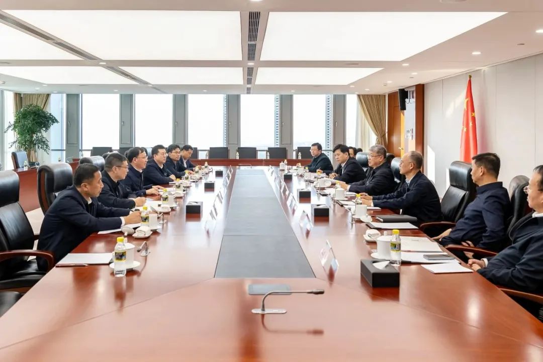 國家能源集團黨組書(shū)記、董事長(cháng)劉國躍與中國大唐黨組副書(shū)記、總經(jīng)理張傳江會(huì )談