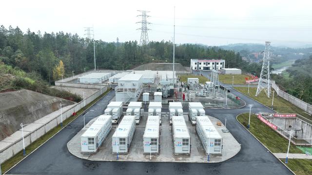 四川首個(gè)新型儲能示范項目投運