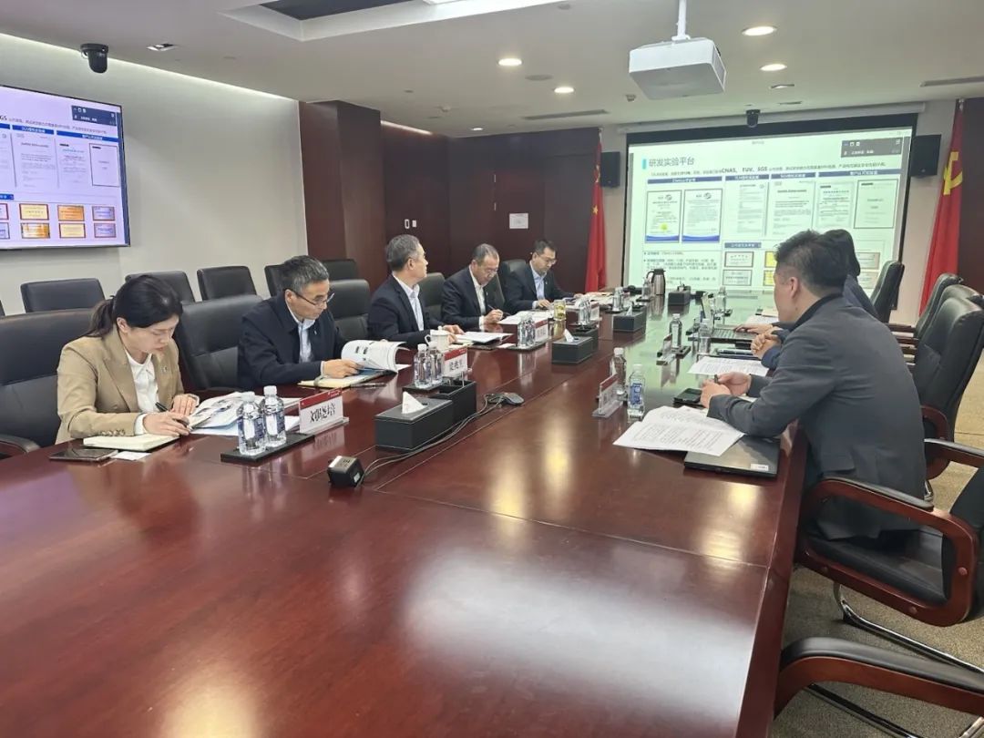 華電物資董事長(cháng)段喜民會(huì )見(jiàn)中創(chuàng  )新航科技集團副總裁王小強一行