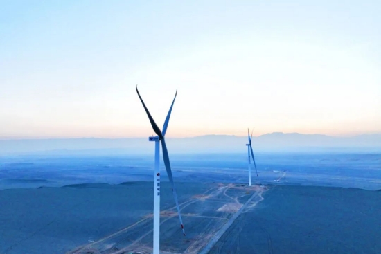 電建新能源投資建設的整裝規模最大陸上風(fēng)電項目首批并網(wǎng)