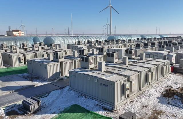 嚴寒地區全國首套大型全釩液流電池共享儲能電站正式投產(chǎn)