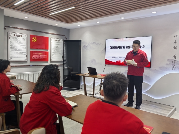 內蒙古電力集團烏海供電公司聯(lián)合支部： 學(xué)習北疆楷模，榜樣就在身邊