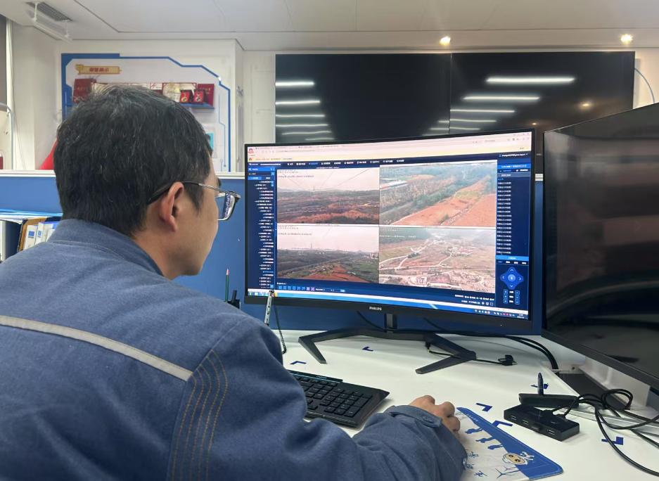 貴州貴安供電局線(xiàn)路裝上“千里眼” 春節保供“守安全”