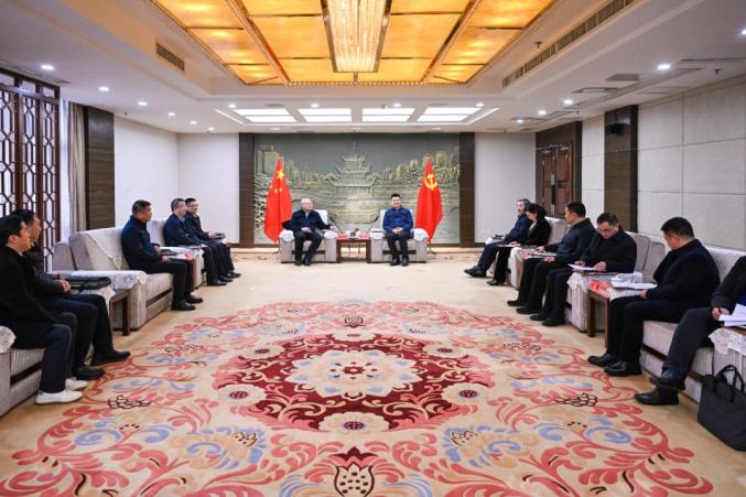 貴陽(yáng)市領(lǐng)導會(huì )見(jiàn)中國節能環(huán)保集團有限公司黨委常委、總會(huì )計師朱慶鋒一行